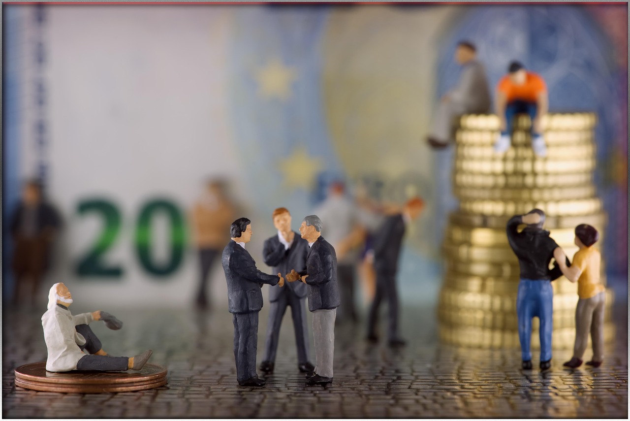 Grafico che mostra l'aumento delle pensioni di invalidità civile nel 2025 e i beneficiari.